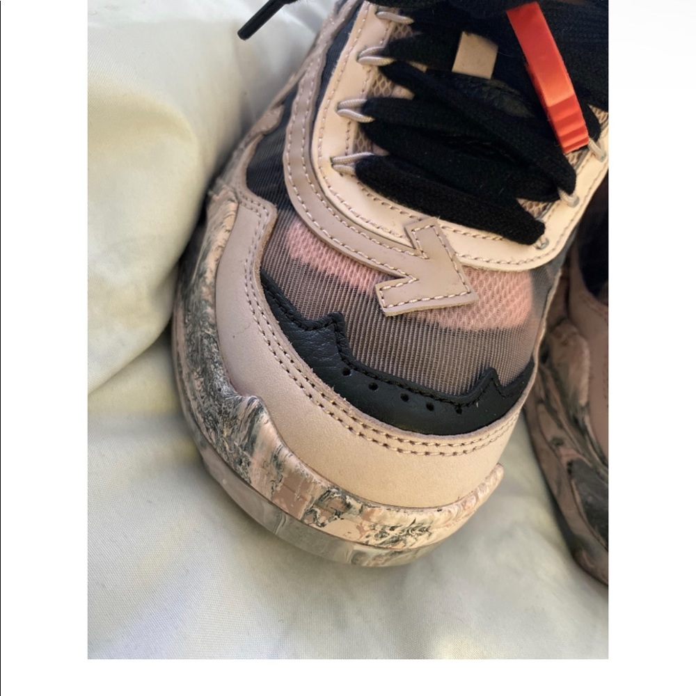 Off-White Shoes - Picture 4 of 5